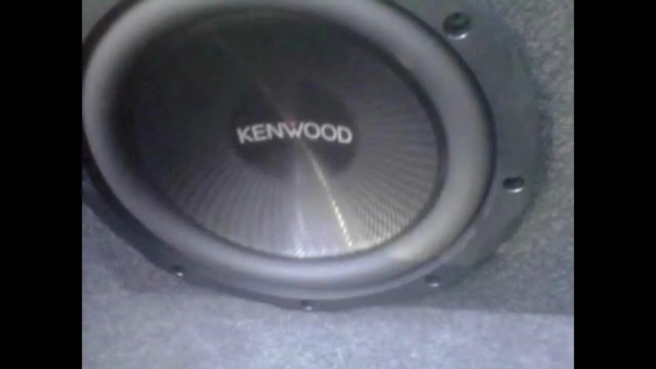 Сабвуфер издает звук. Сабвуфер kenwood w3011. сабвуфер кенвуд kfc w3012. сабвуфер kenwood 10 дюймов. сабвуфер1000watt 10.