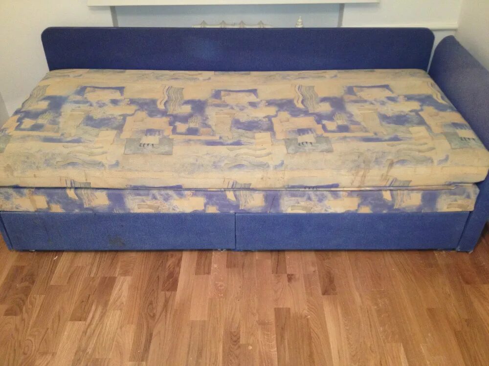 Диван кровать. Диван-кровать в отличном состоянии. Диван кровать б/у. Самый дешевый диван кровать.