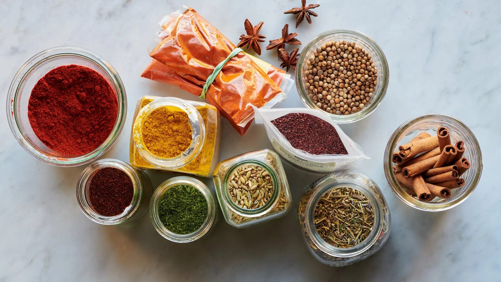 Spice. Микс пряностей. clear spices. kitchen spices. spices that contain iron.