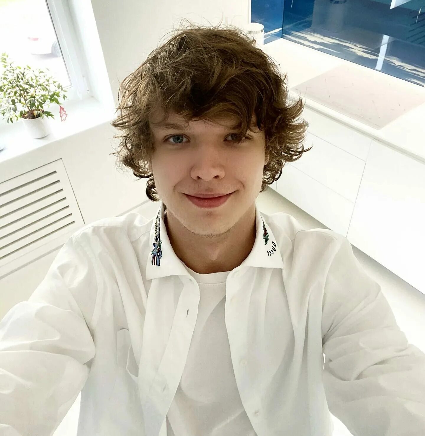 в каком городе живет лололошка. лололошка зимнелетние похождения. лололошка и эдисон. в каком городе живет лололошка. лолошка прическа.