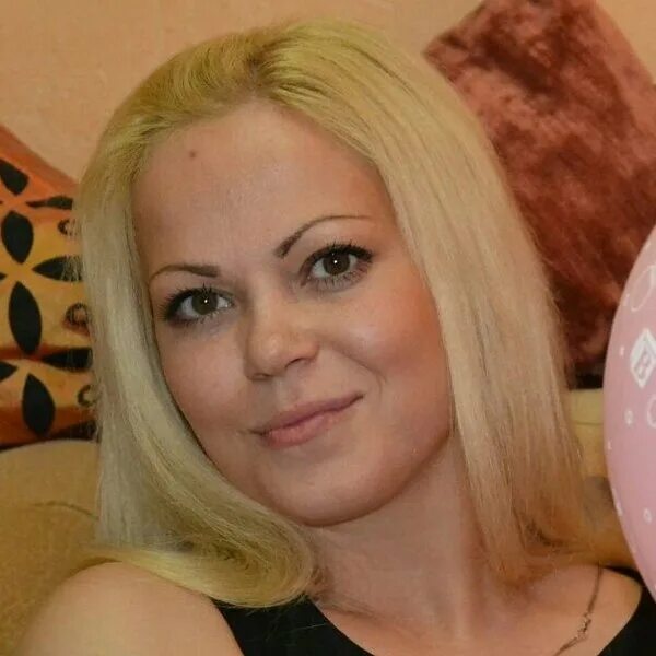 Саратовские женщины за 40. Мамба 40 девушки. Женщины с мамбы. Мамба 40 девушки. Мамба 40 девушки.