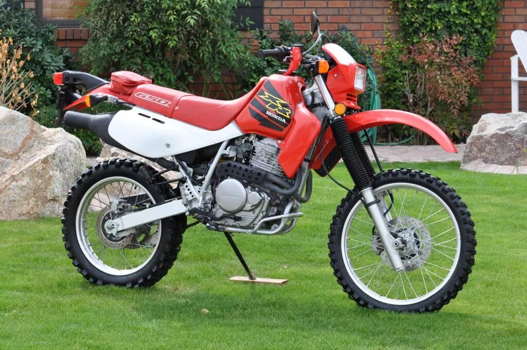 Хонда хр. Honda xr650l. Мотоцикл Honda xr650r. Honda 650l. Эндуро Honda xr650r.