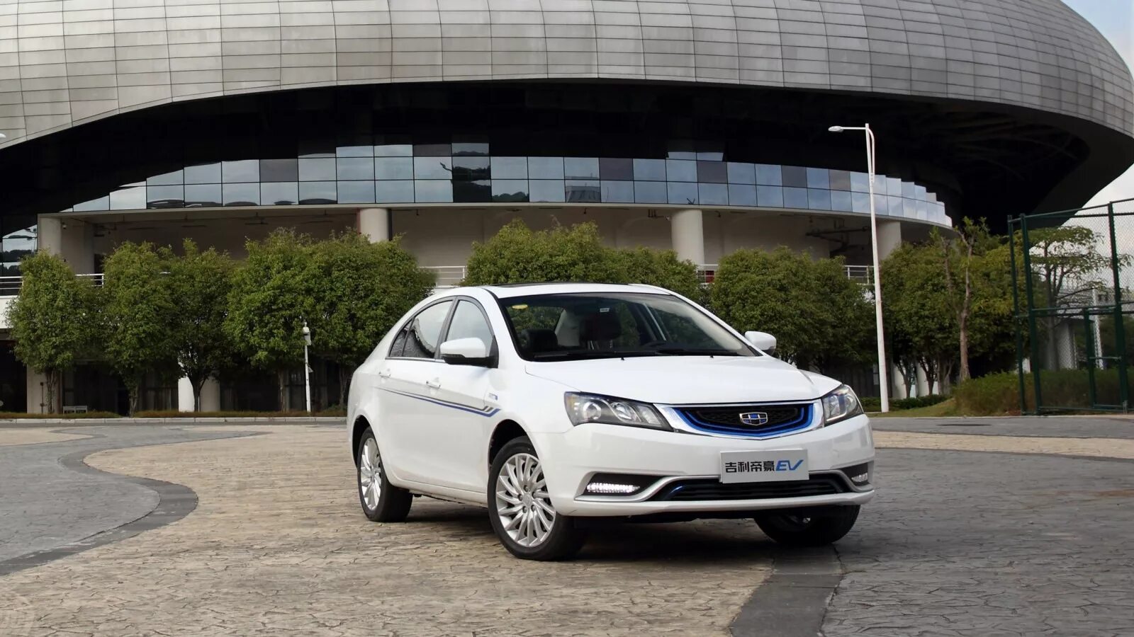 Geely Emgrand ev. Geely Emgrand ev300. Geely Emgrand ev 2022. Geely седан 2023. Джили эмгранд краснодар