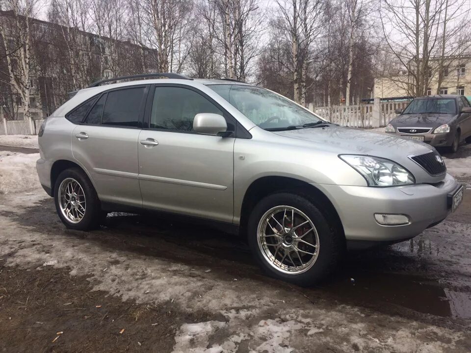Lexus rx 330 диски r20. Диски на lexus rx300. Lexus rx300 литье. Диски на лексус rx300. Лексус rx300 r18.