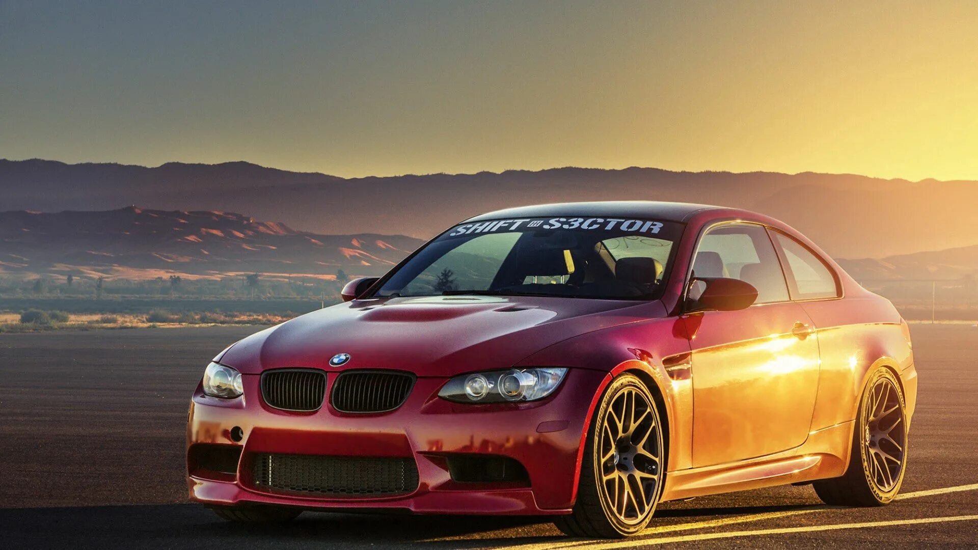 Бмв м3 обои. BMW м3. BMW m3 e92. BMW m3 e92 Red. BMW m3 e92 красная.