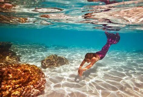 Море девушка воде