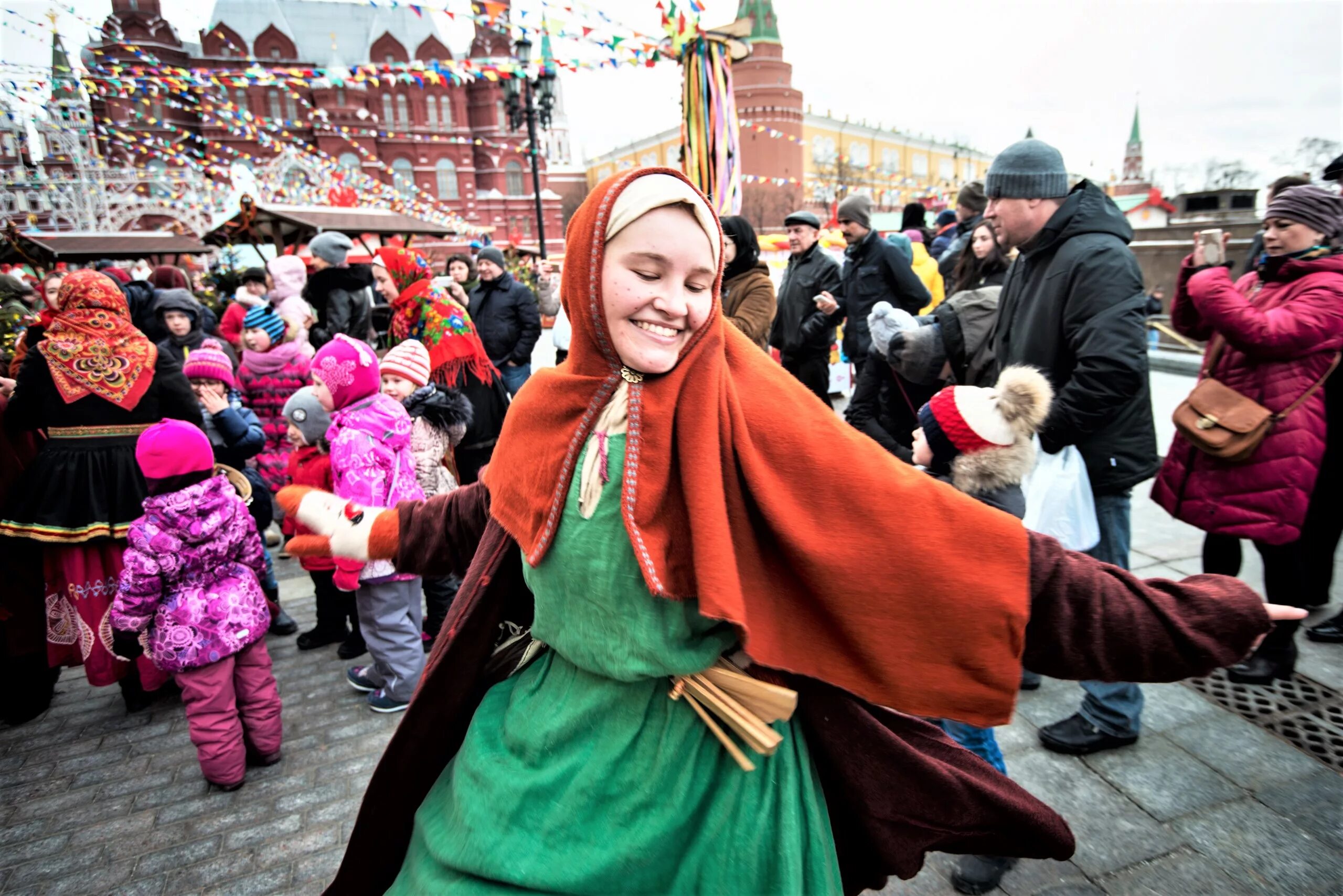 Масленица традиции. Масленица встреча. Широкая масленица этнографическая. Масленица площадки. Сибирская масленица.