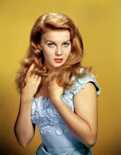 Bio of ann margret