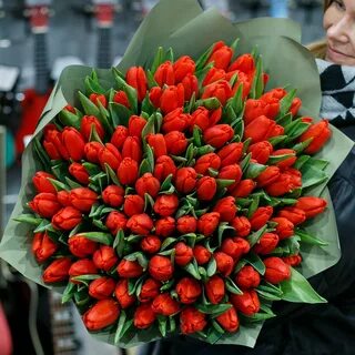 Сколько стоят тюльпаны и розы