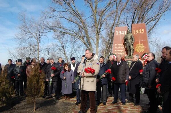 Ростов на дону багаевский погода. Хутор Пустошкин Ростовская область. Памятники Багаевского района. Освобождение Багаевского района. Красный Багаевского района.