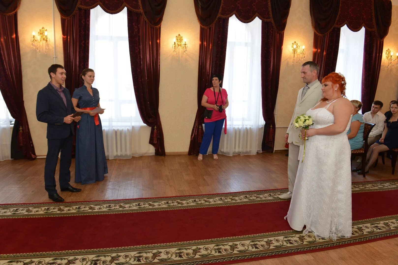 Районный загс хасавюрт. Расписание загса октябрьского района. Районный судья хасавюрт. Районный загс хасавюрт. Время работы загса.