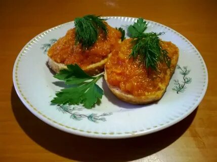 Бутерброды с кабачковой икрой