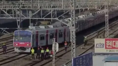 Метро сошел с рельсов