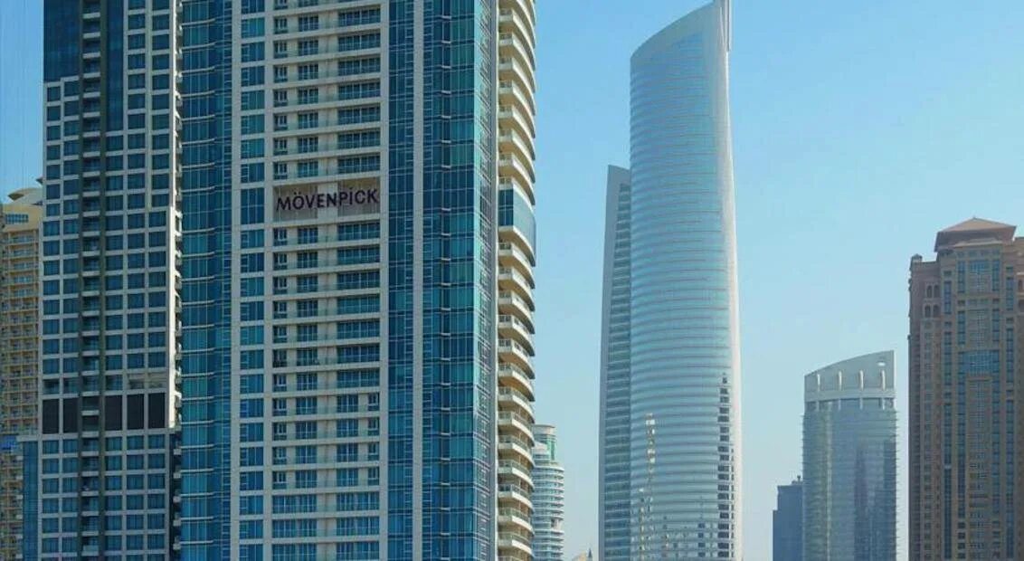 Hotel jumeirah lakes tower. Отель movenpick jumeirah lakes towers 5. мовенпик тауэрс дубай. movenpick jumeirah lakes towers 5 дубай. jumeirah lakes towers 2025.