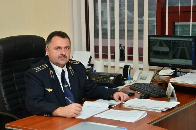 Начальник службы железной дороги. Начальник железнодорожной службы. Начальник железнодорожной службы. Начальник железнодорожной службы. Начальник железнодорожной службы.