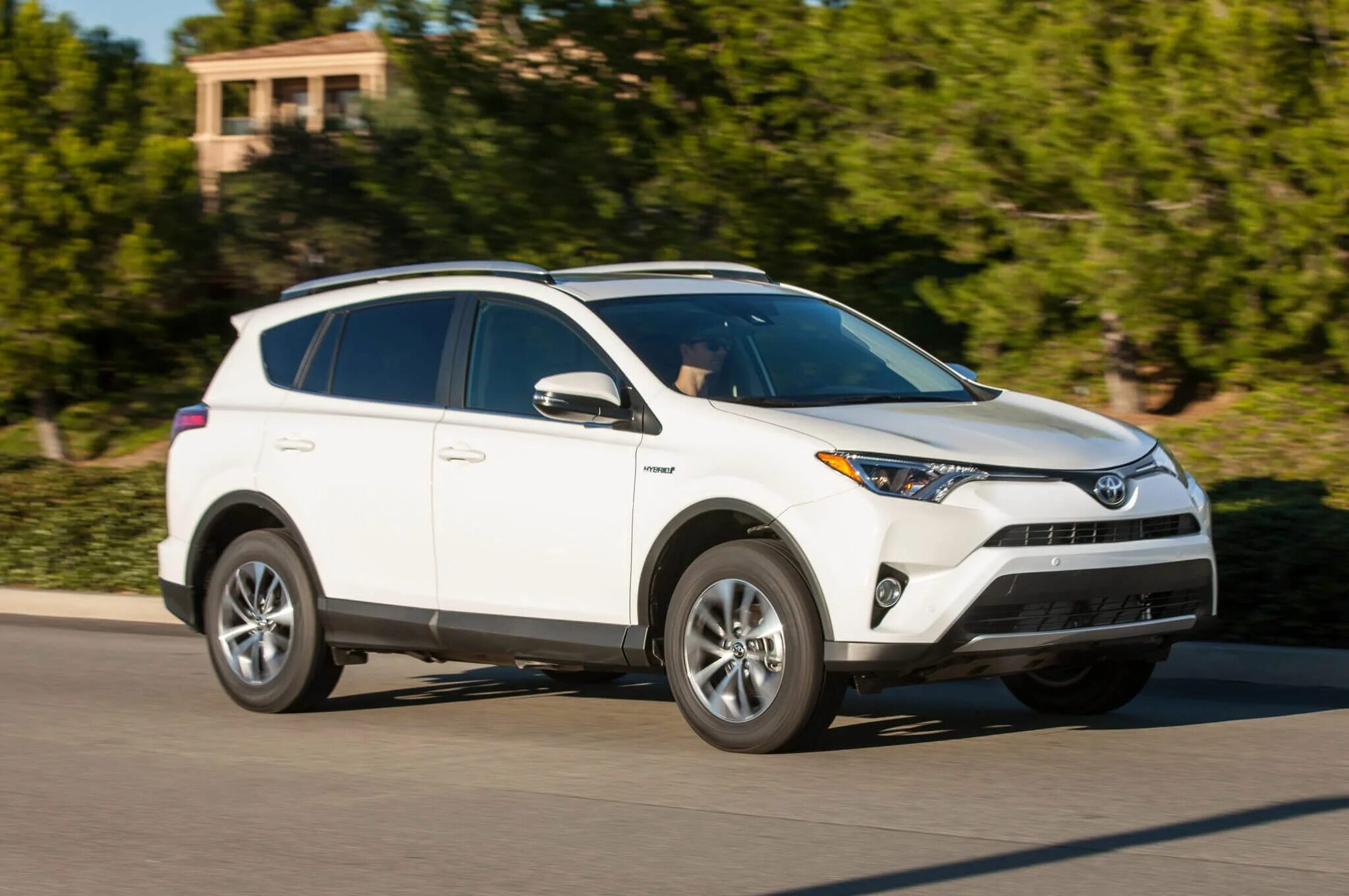 Toyota rav4 Hybrid. Тойота рав 4 2016. Тойота rav4 2016. Toyota rav4 4.