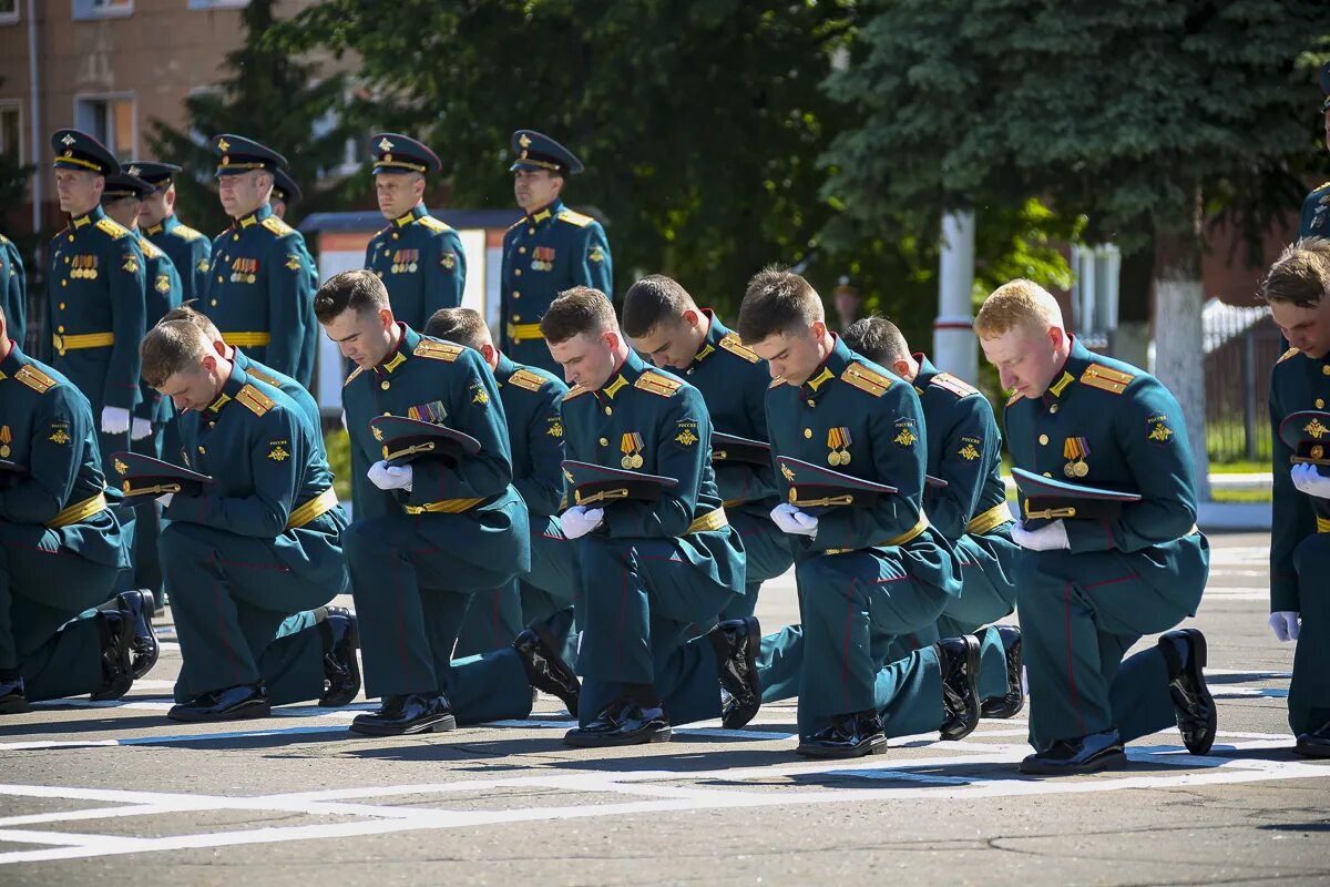 Высший военный вуз. Выпуск Академии РВСН 2021. Выпуск 2021 Академия РВСН имени Петра Великого. Академия РВСН Петра Великого. Выпуск в Академии РВСН имени Петра Великого.