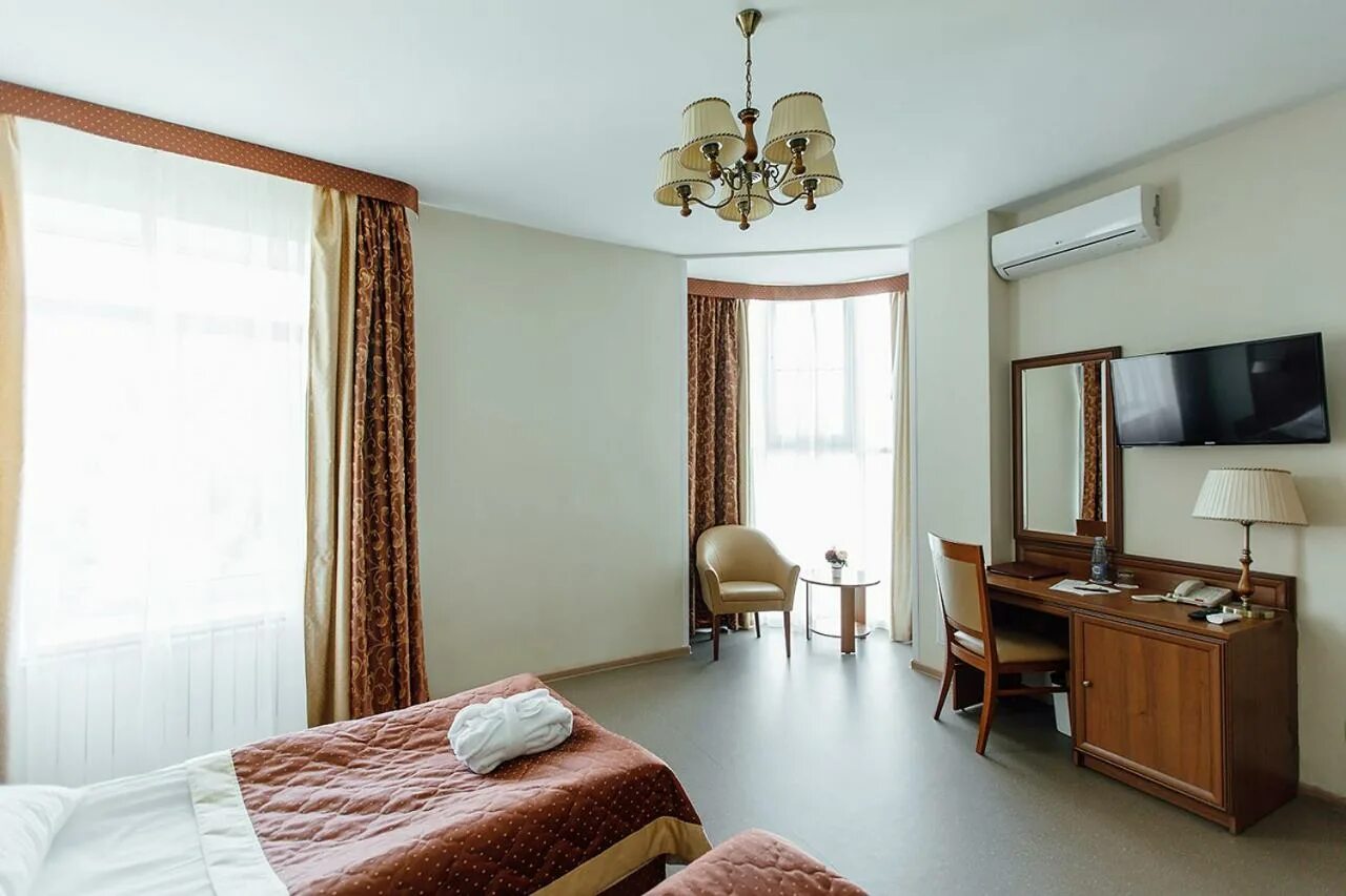 Отель валенсия голубицкая. Проект большой гостиницы. Люкс отели в воронеже. Отель дежавю свияжские холмы. Любим 3 отель ярославль.