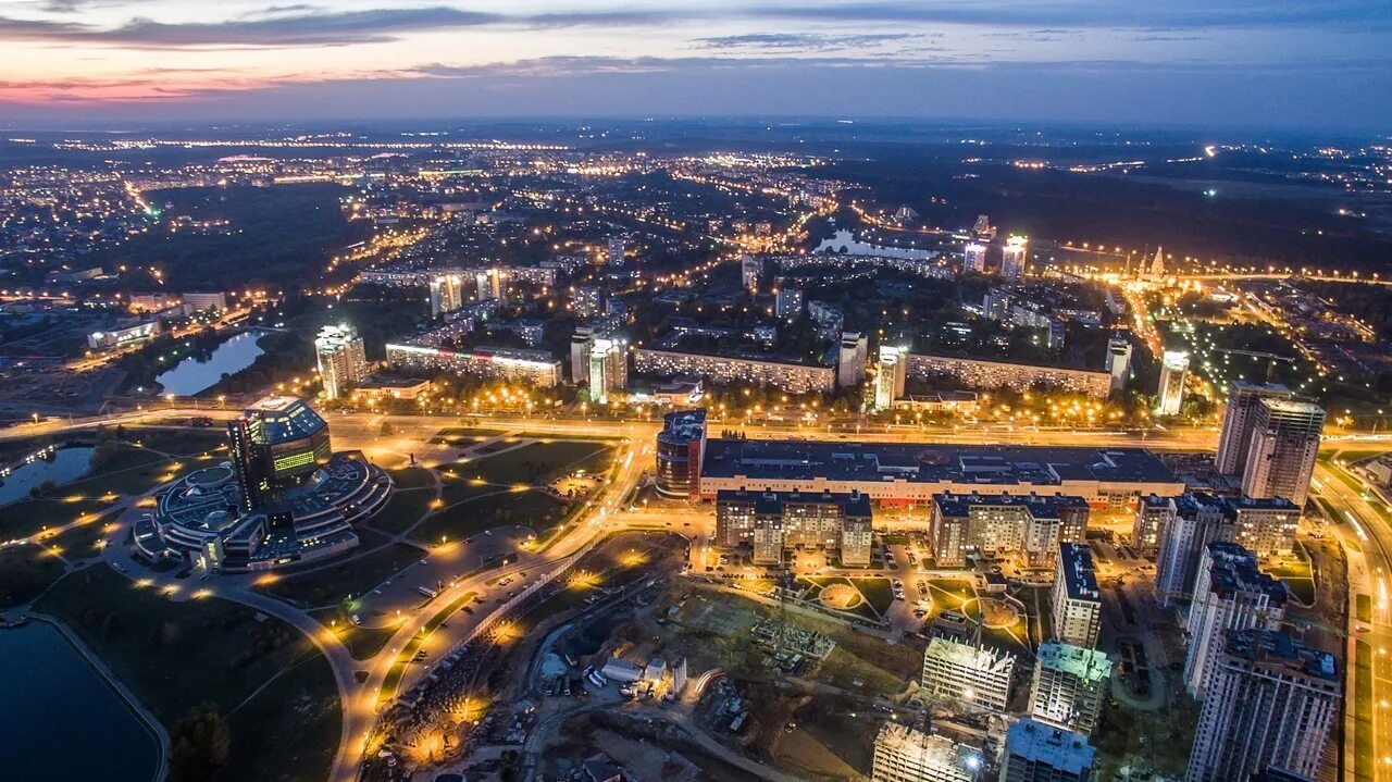 Аэрофотосъемка недвижимости. Вид с квадрокоптера. Жилой комплекс с квадрокоптера. Аэросъемка с квадрокоптера москва. Панорама спб аэросъемка.