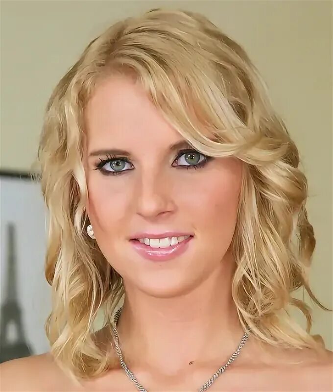 Eve sweet interactive pov full hd - ewe sweet. Ewe sweet. Милые овцы. Valais blacknose. Eve sweet биография.