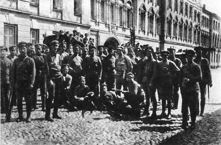 Выступление левых эсеров. Левоэсеровский мятеж год. Июль 1918 г. Выступление левых эсеров. Мятеж левых эсеров в июле 1918 в москве.