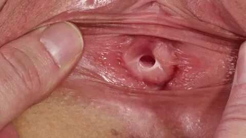 Close up virgin pussy of a teen girl 