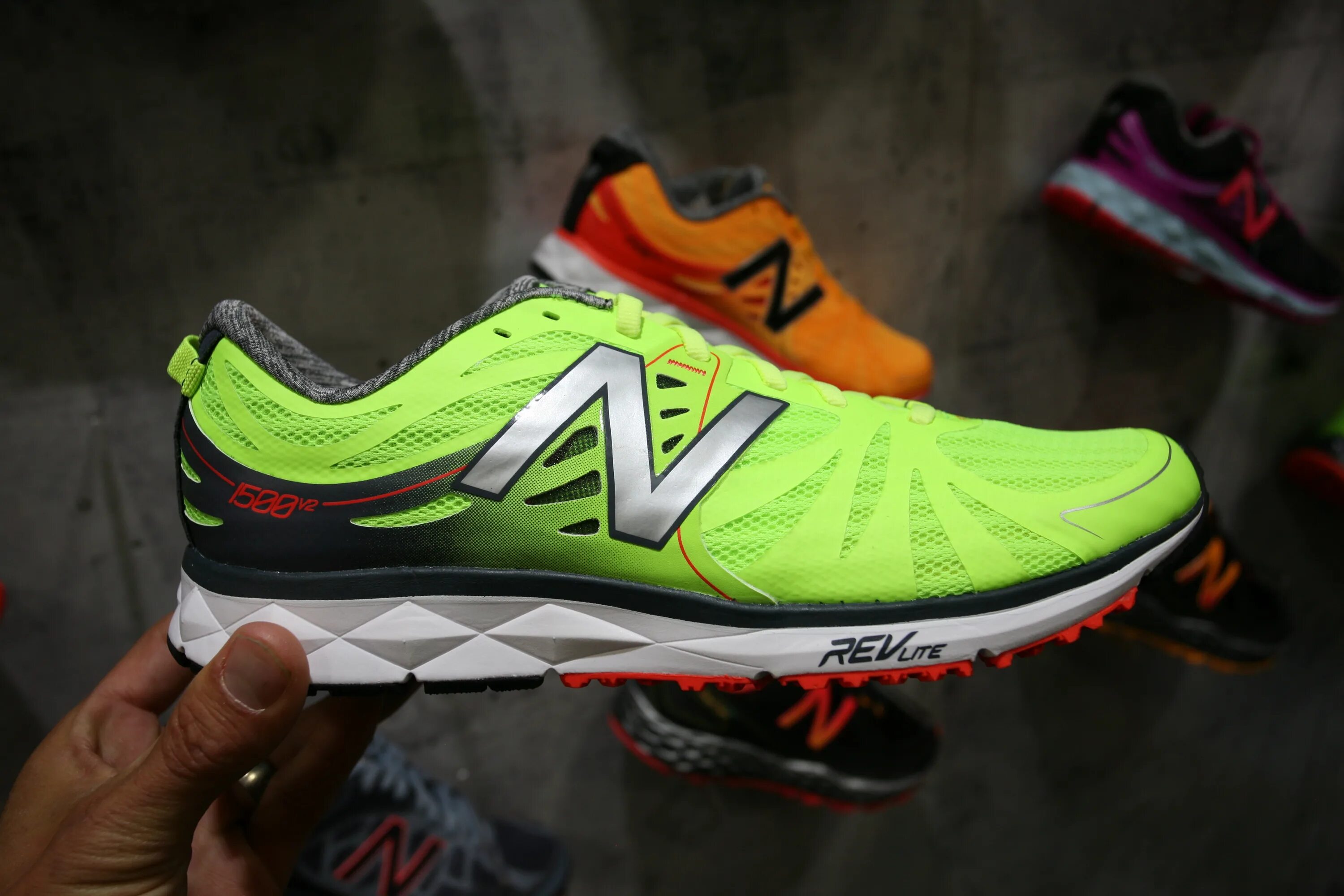 New Balance v2. New Balance 1400 v2. New Balance 880 REVLITE. New Balance 1500. New balance v6