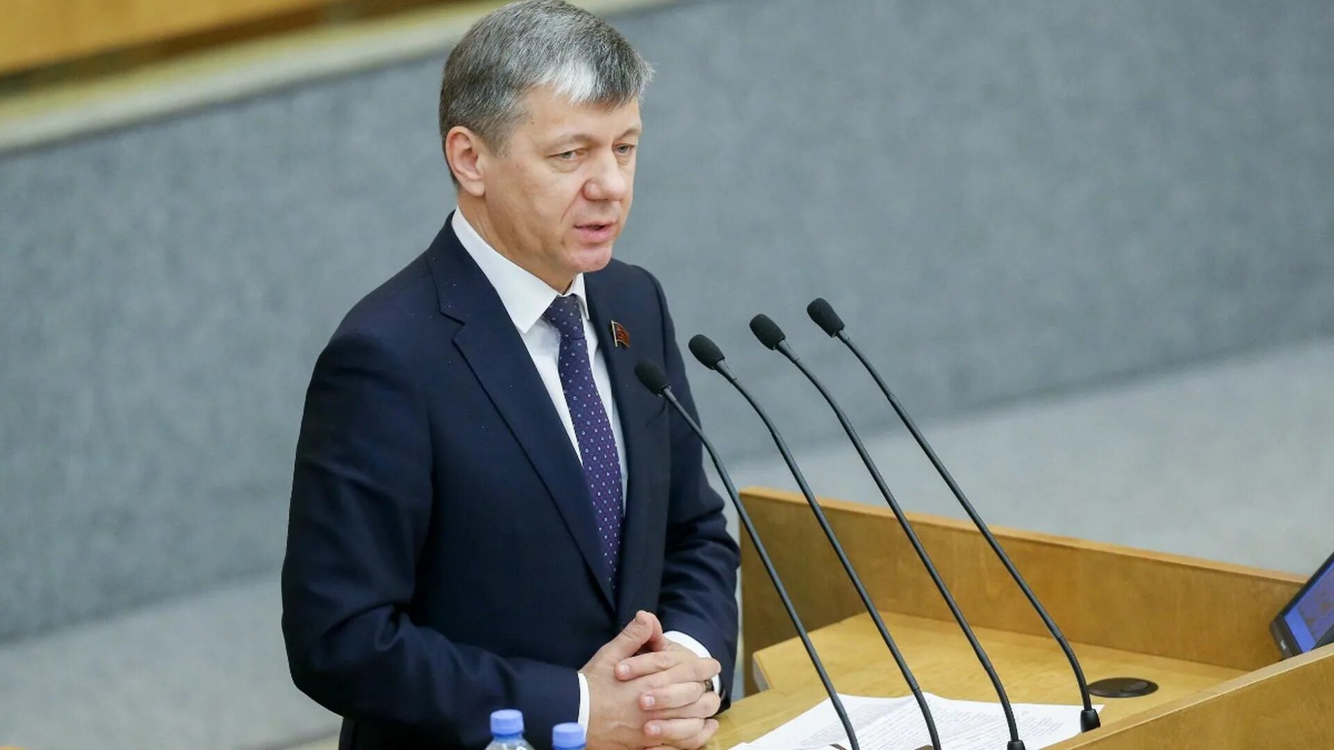Шерин депутат государственная дума. Депутат госдумы водолацкий. Первый зампред комитета госдумы. Первый зампред комитета госдумы. Шерин депутат государственная дума.