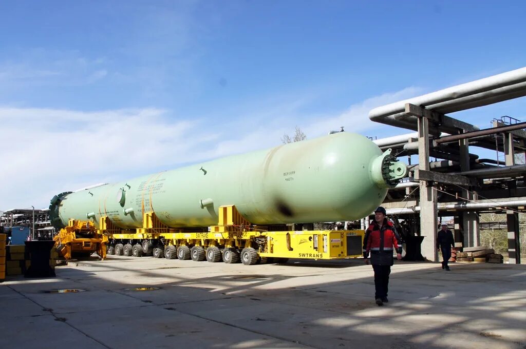 Реактор ввэр-1000 корпус реактора. Транспортные реакторы. Парогенератор аэс руппур. Реактор r0201. Перевезли реактор.