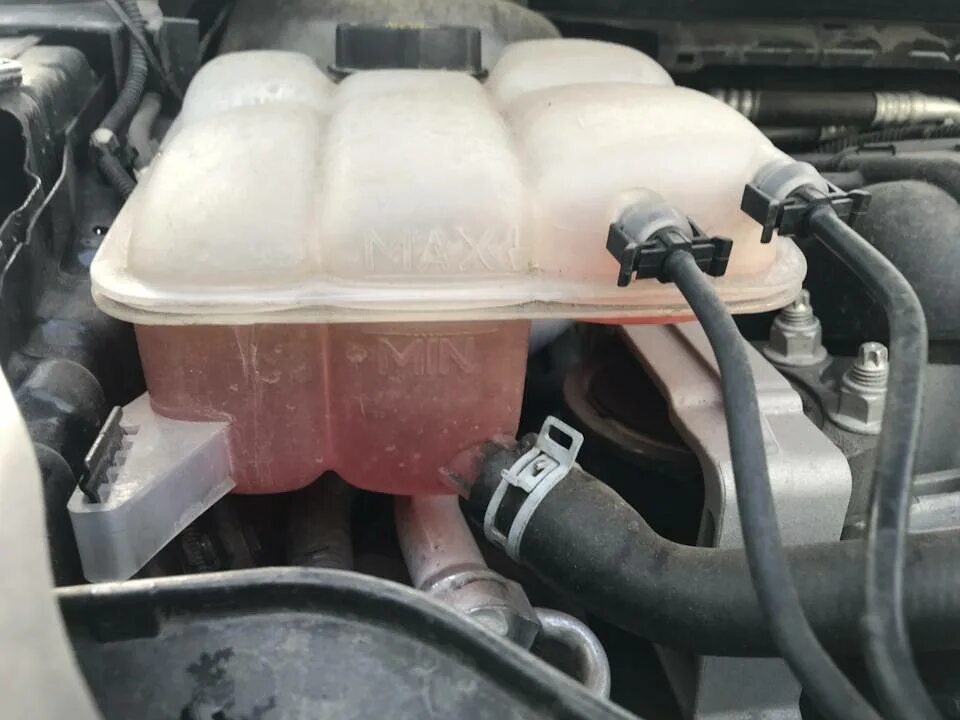 Ford focus 3 бачок антифриза. Бачок антифриза форд фокус 2. Бачок антифриза форд фокус 2. Бачок антифриза форд фокус 2 2. Бачок антифриза форд фокус 2 1.