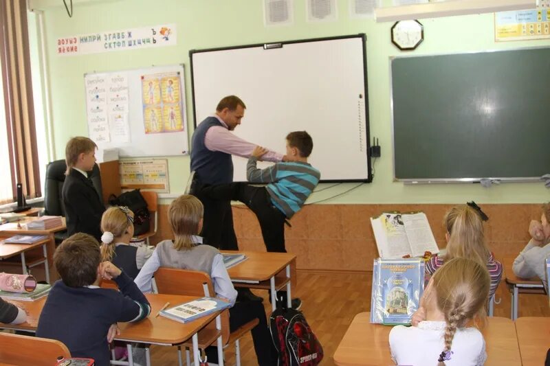 Элжур 7 красноярск. Прогимназия 131 красноярск. гимназия 9 красноярск. гимназия 11 красноярск внутри. гимназия 9 красноярск внутри.