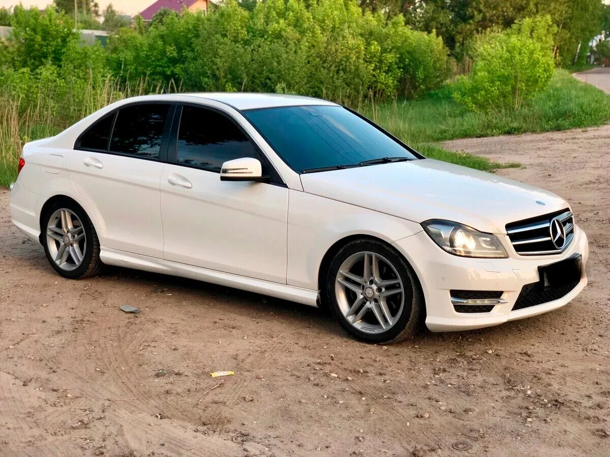 Мерседес 204 купить. Мерседес w204 белый. Мерседес с180 w204. Mercedes c180 w204. Mercedes Benz w204 белый.