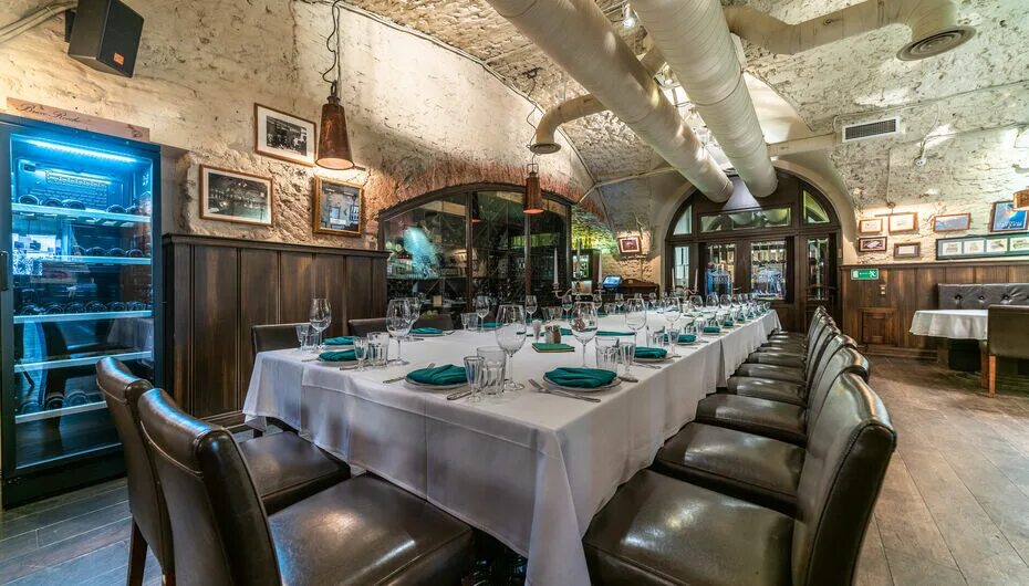 Строганов стейк хаус спб. Строганов стейк хаус санкт-петербург. Строганов стейк хаус конногвардейский бульвар 4. Строганов стейк хаус санкт-петербург конногвардейский. Конногвардейский бульвар 4 ресторан строганов стейк хаус.