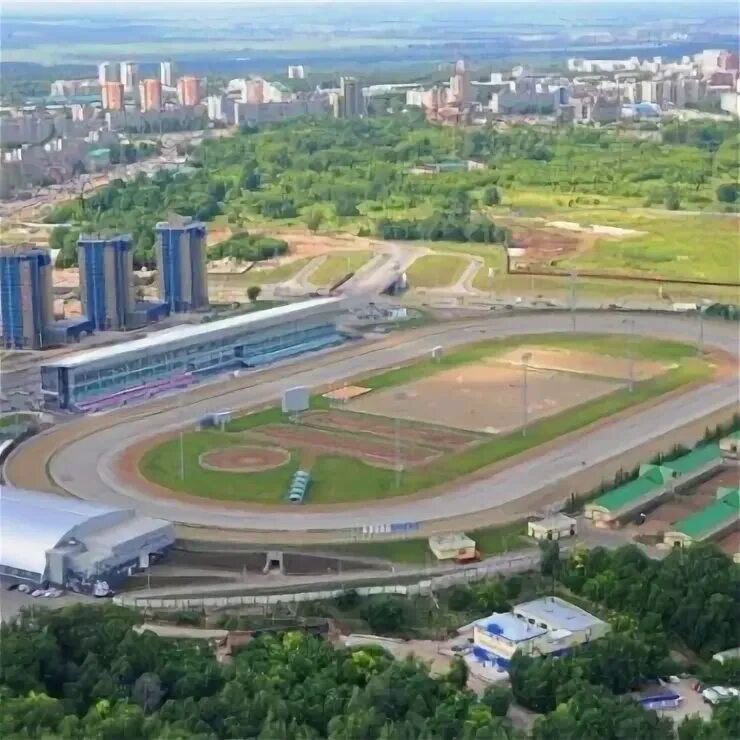 Старый ипподром казань. Ипподром казанат. Ипподром казань. Казань ипподром эстетика. Ипподром ул паириса колумбы.