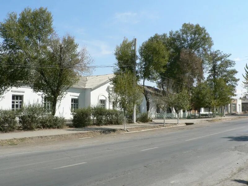 кызыл кия гостиница алтын орда. автошколы города кызыл кыя. азия гостиница кызыл кыя. совхоз кызыл кия. кызыл кия мэрия.