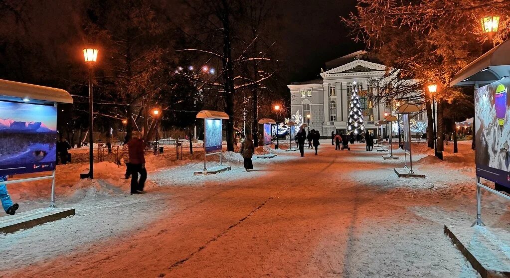 Нов перми пермского края. Ночная Пермь зимой. Пермь зима. Пермь красивые фото.