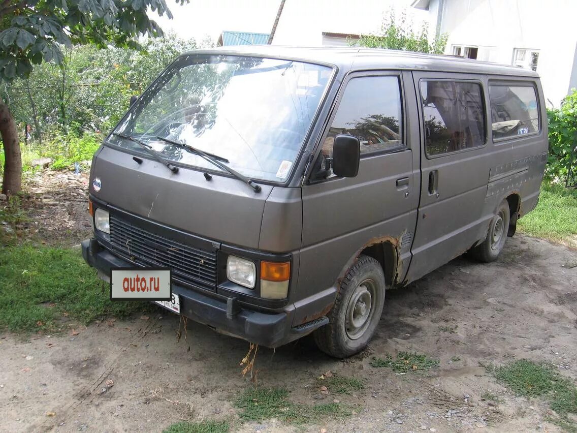 Hiace 1989. Toyota hi-ace van lh104. Тойота хайс 1989 кузов. Toyota hiace h50 h60 h70. Тойота хайс 1989.