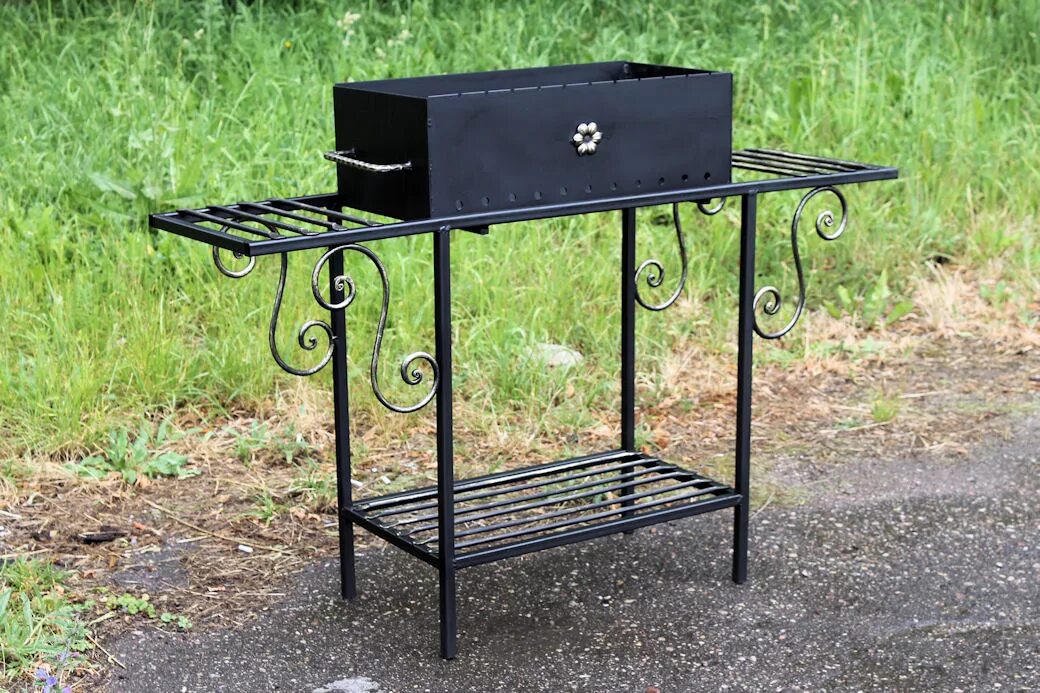 варианты мангалов. красивые металлические мангалы. варианты мангалов. шашлык на мангале. кованые мангалы.