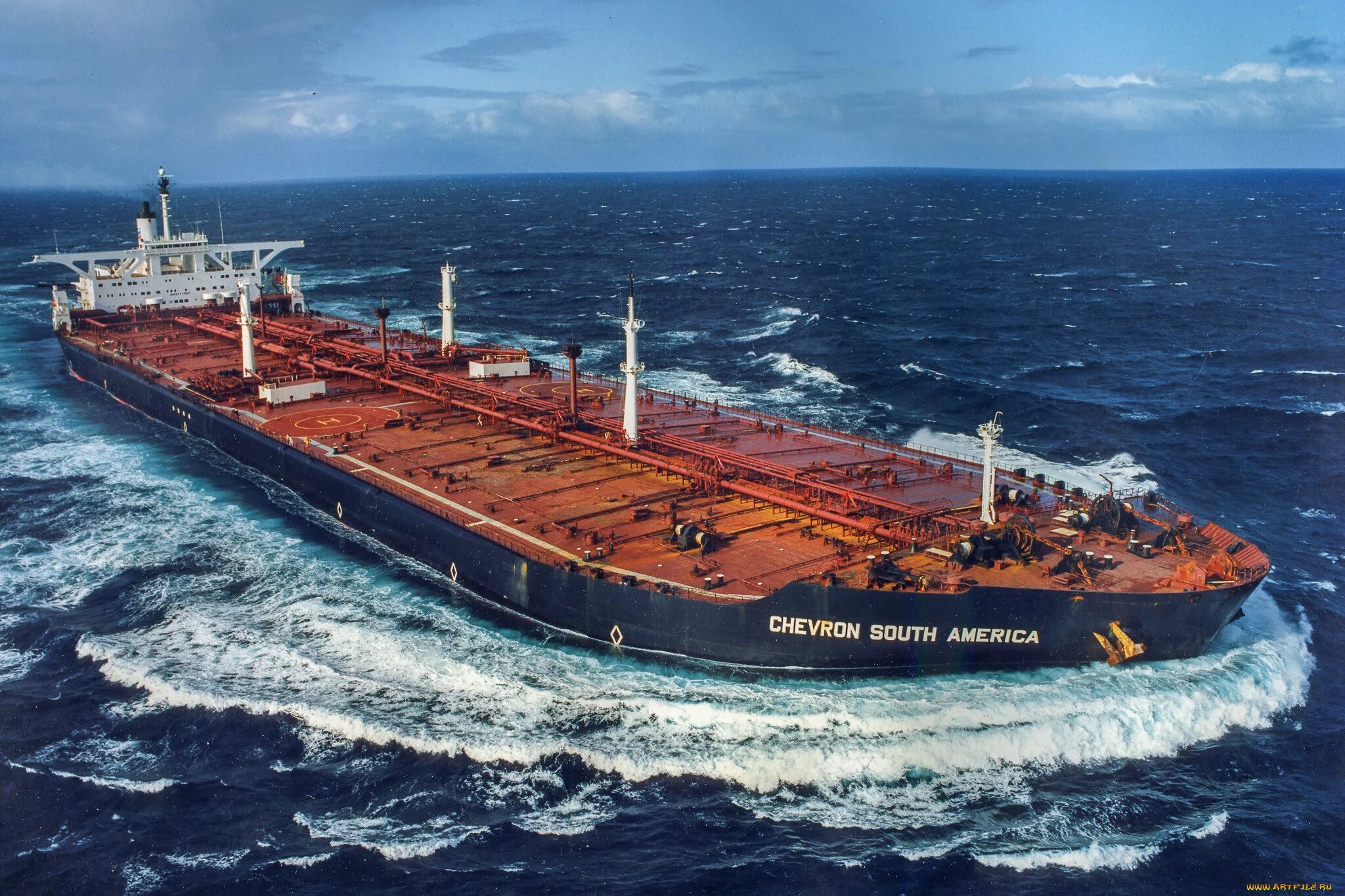 Морской торговый флот по странам. Супертанкер Батиллус. Самый большой танкер в мире Batillus. Knock Nevis танкер. Супертанкер с130.