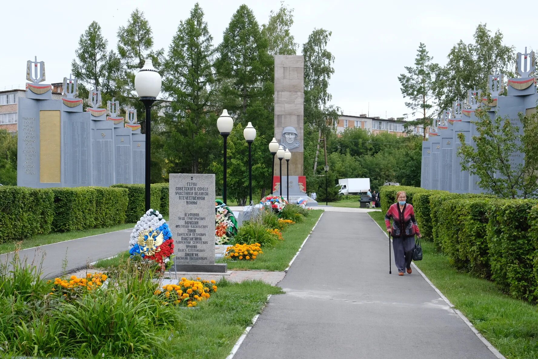 Парк Победы Куйбышев НСО. Сквер воинской славы Куйбышев НСО. Памятники г Куйбышева Новосибирской области. Куйбышев Новосибирская область сквер Куйбышева.