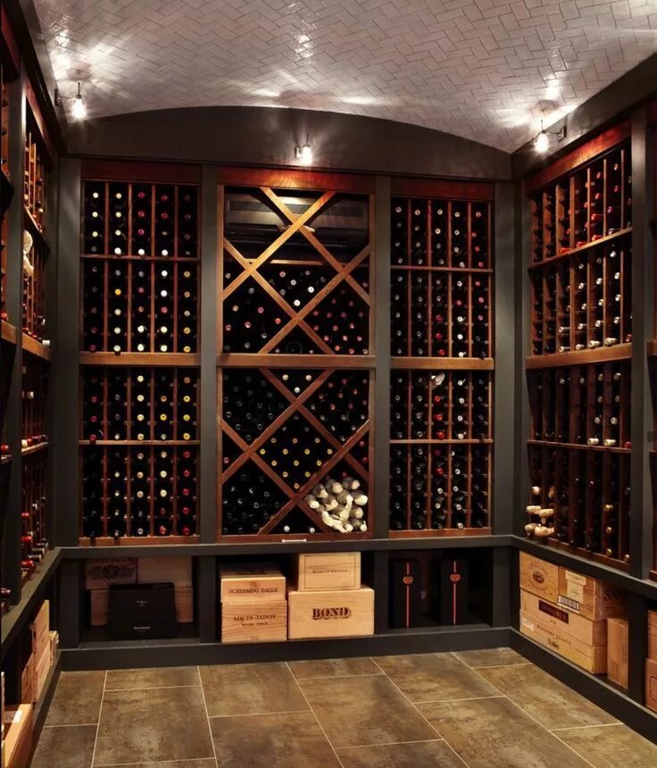 Wine room. Винный погребок вино wine cellar. винный погреб мрия. &quot;wine room&quot; винный бутик. винотека раздоры винный погреб таверна.