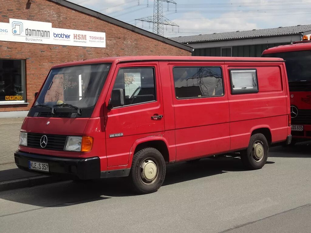 Mercedes-Benz mb100. Мерседес мв100д. Мерседес Бенц мв100. Mercedes mb100d. Мерседес d купить