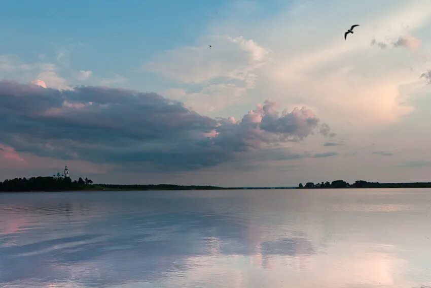 Кубенское озеро. Озеро Кубена Вологодской области. Кубенское озеро озеро. Устье Кубенское. Берег озера кубенского