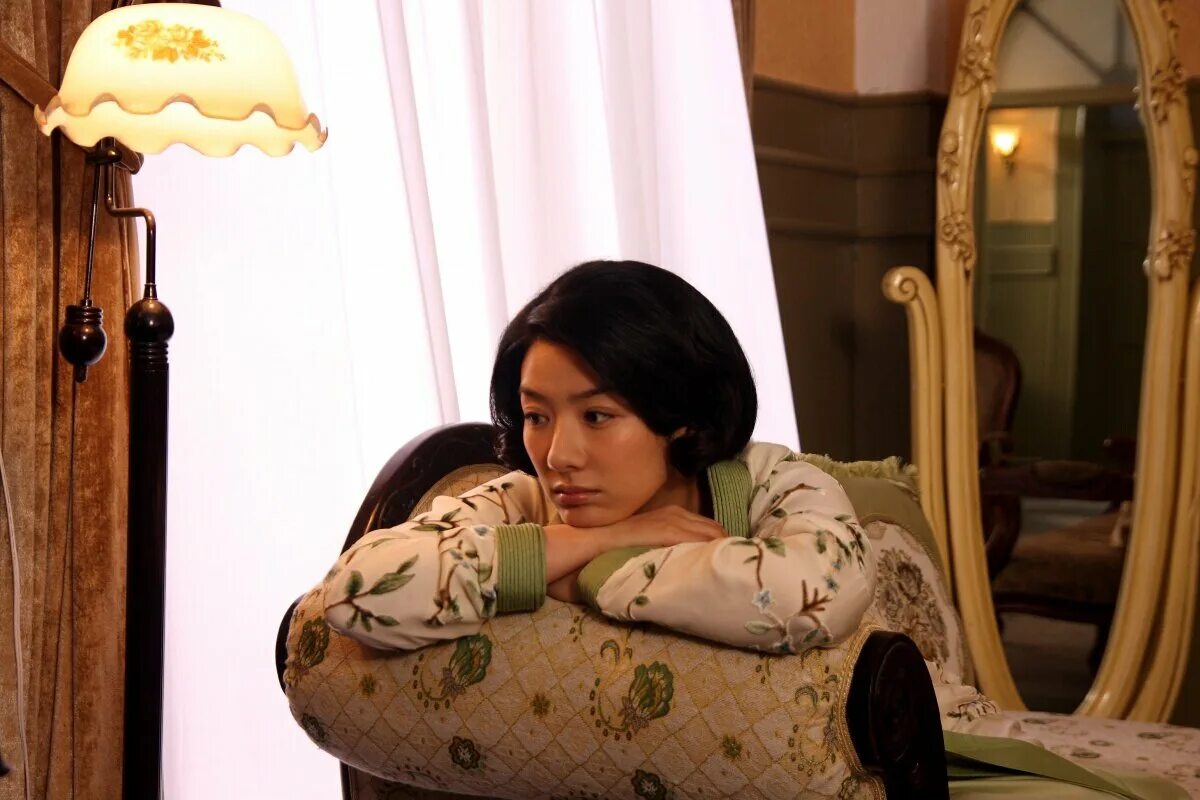 Ип ман 2 постер. Мана береть камера. Береть палаточный городок. Мана 2010. Мана 2010.