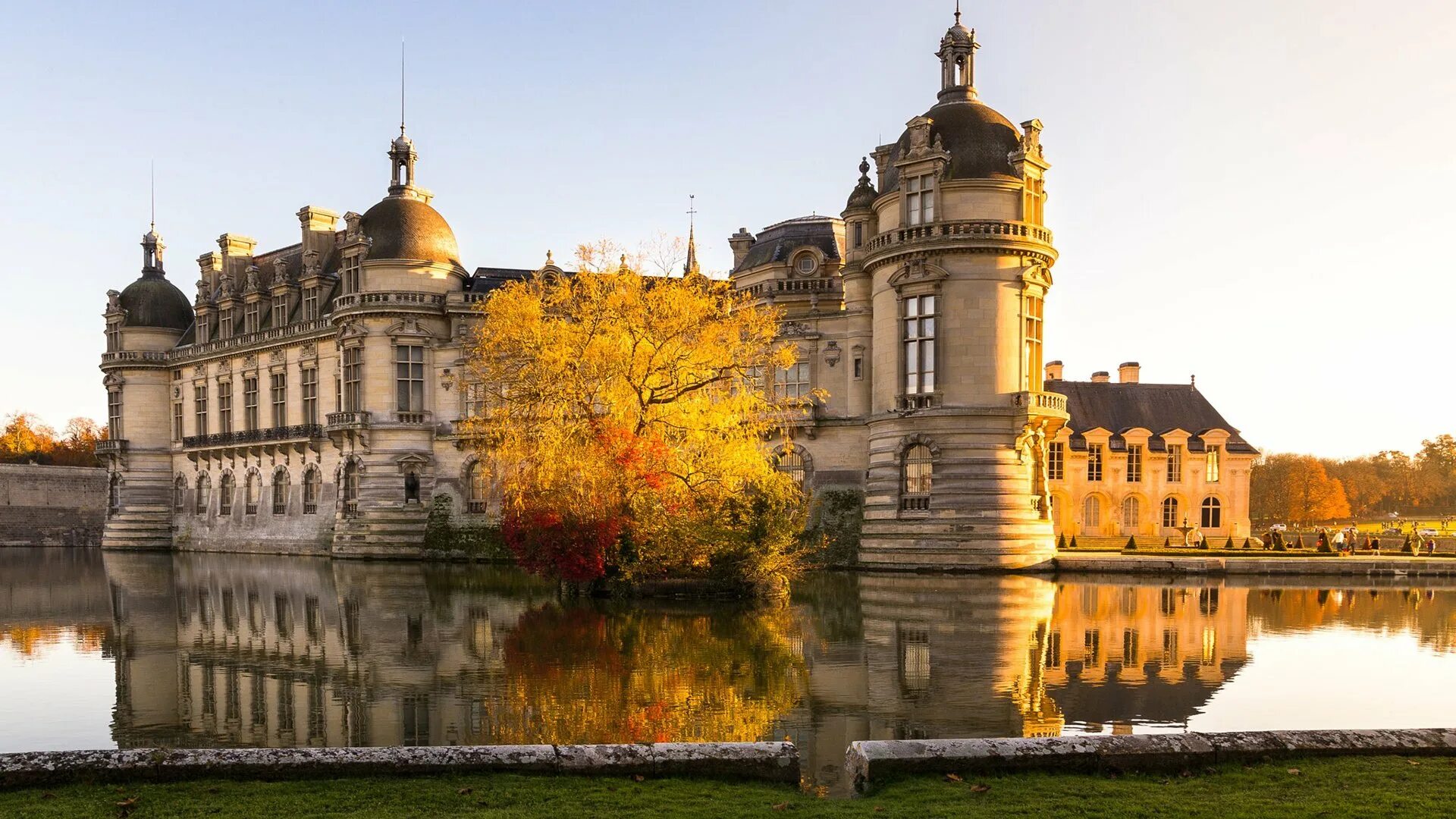 Castle lake