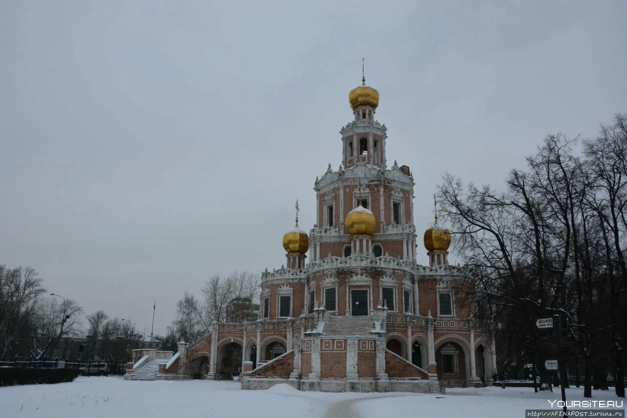 Церковь богородицы в филях. Москва. Храм Покрова Пресвятой Богородицы в Филях.. Церковь Покрова Пресвятой Богородицы в Филях. Храм Покрова Пресвятой Богородицы в Филях стиль. Московская Церковь Покрова в Филях.