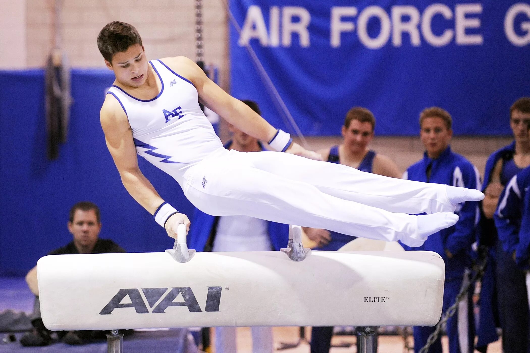 Виды упражнений в спортивной гимнастике