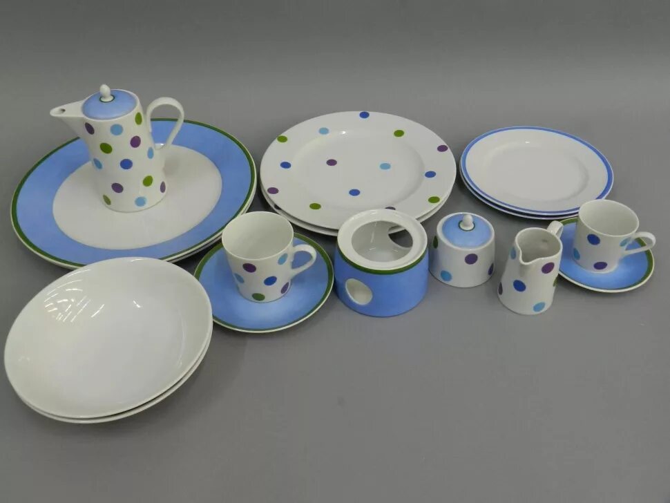 Сервиз горох. Советский сервиз в горошек. Сервиз в горошек веймар. Сервиз горох. Сервиз красный завод пролетарий.
