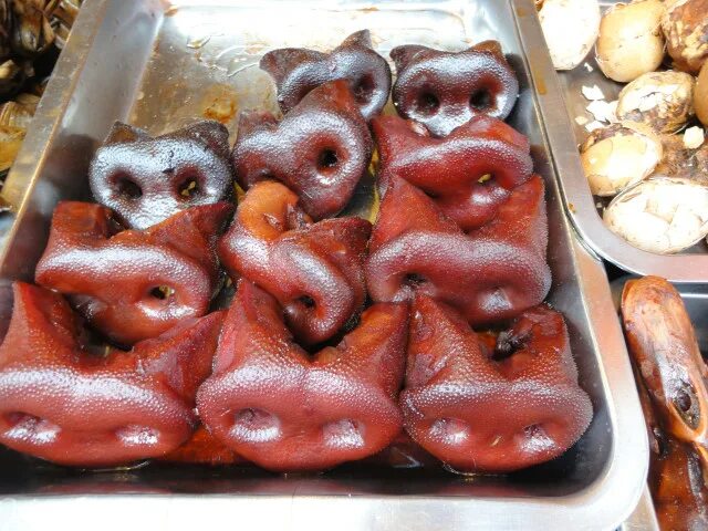 Китайские свиные пятачки. Свиные пятачки жареные. Свиные пятачки что приготовить. Пятачки свиные копченые. Холодец из свиных пятачков.