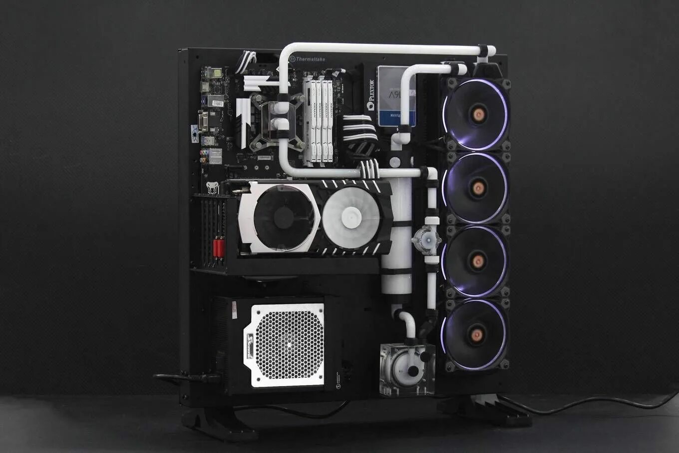 Thermaltake Core p5 ПК. Кастом СЖО Thermaltake Core p6. Кастом СЖО Thermaltake Core p6 TG. Thermaltake p5 сборки.